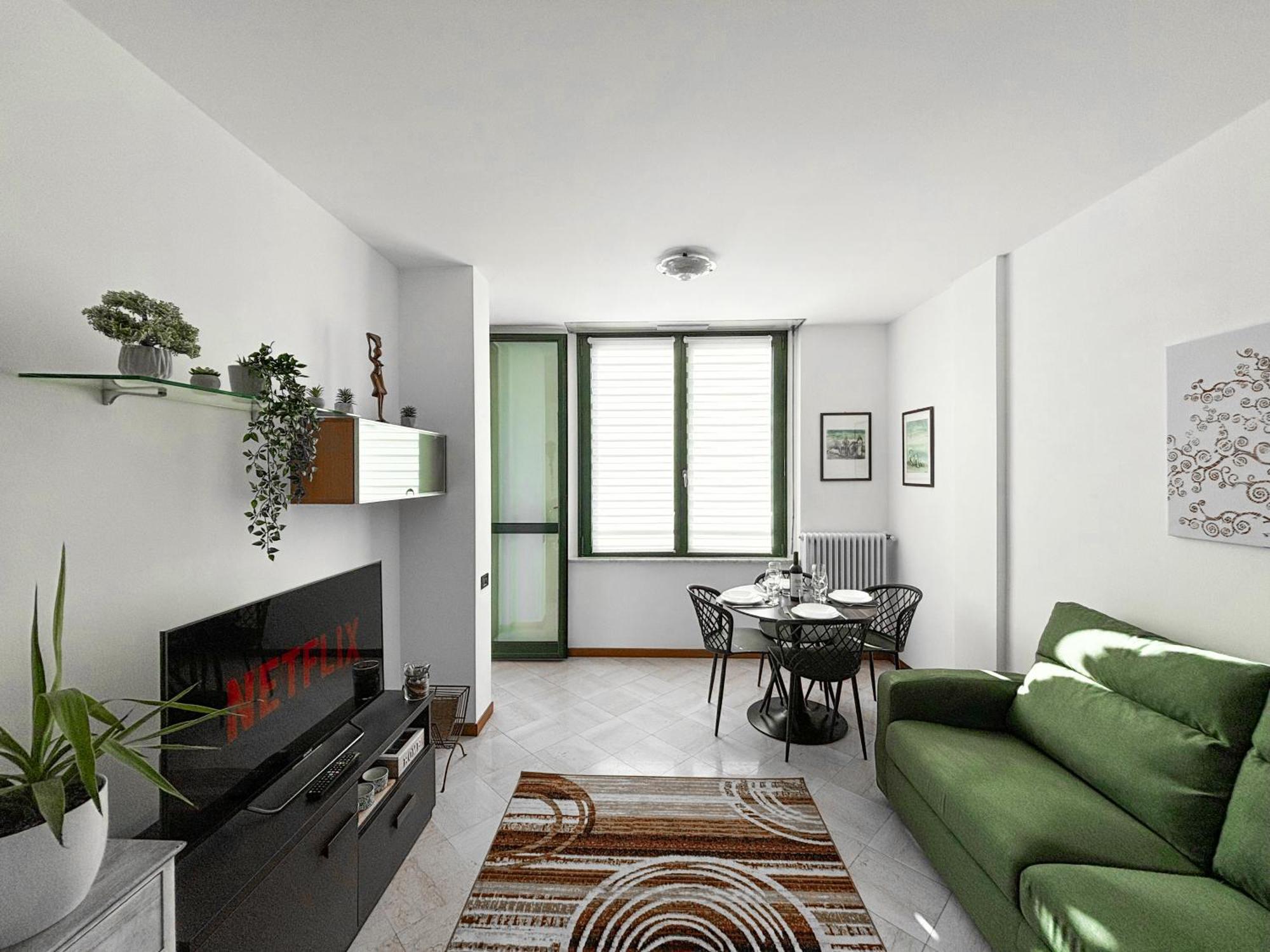 Bilocale Con Terrazzo E Box Auto Su Richiesta Apartment Como Exterior photo