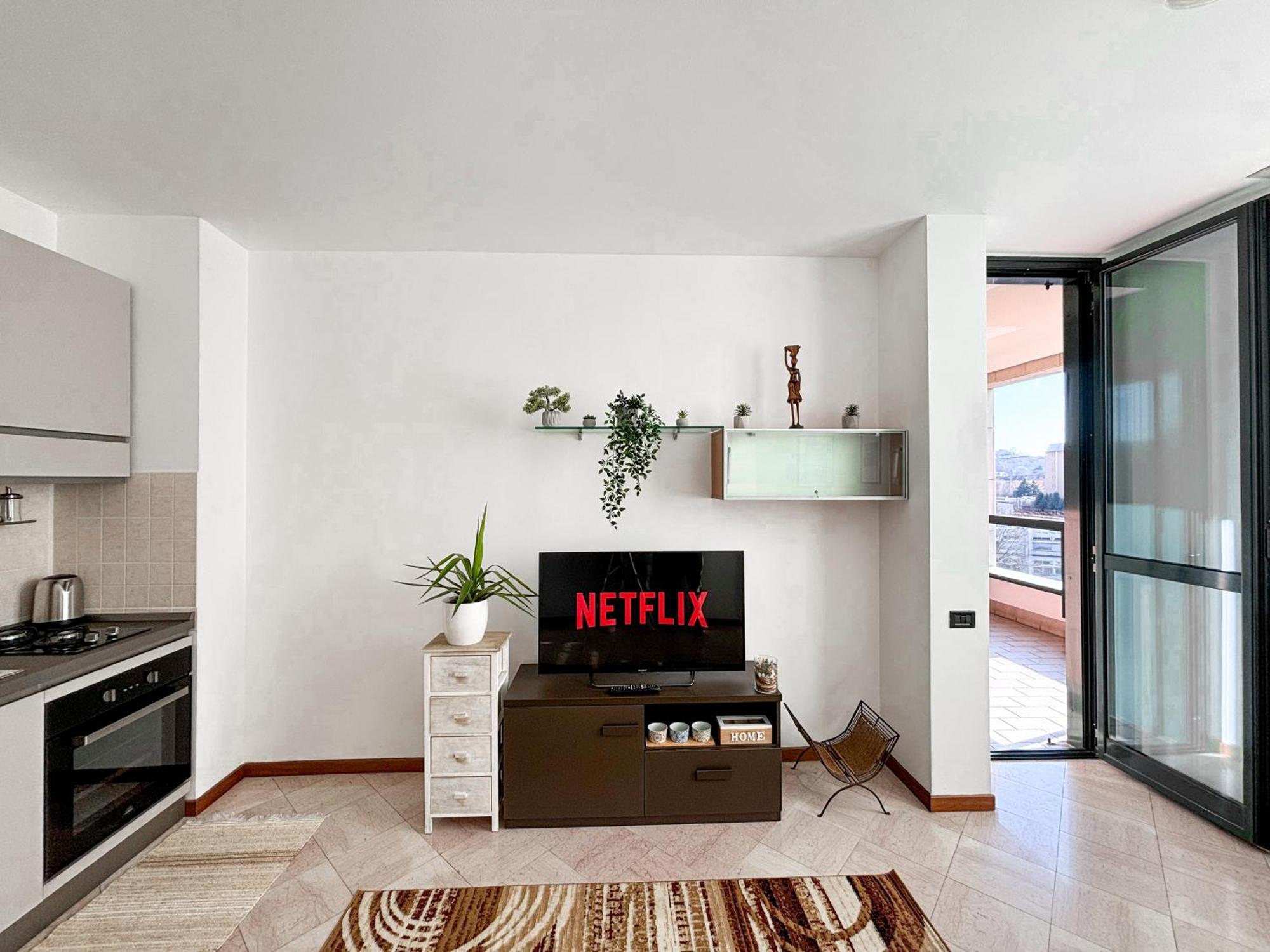 Bilocale Con Terrazzo E Box Auto Su Richiesta Apartment Como Exterior photo